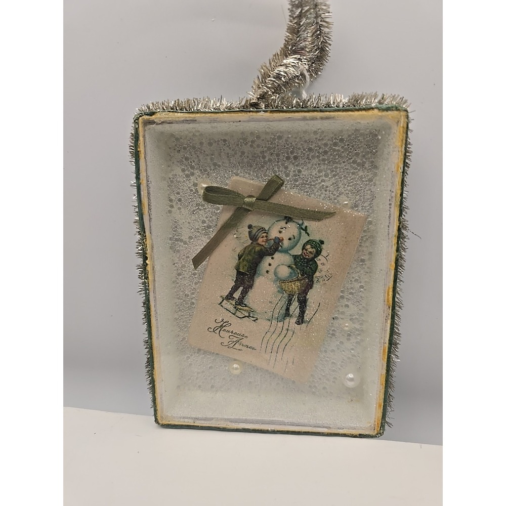 Shadow Box Christmas Ornament 5"X‎ 4" 3D Design Old Foil Trim
